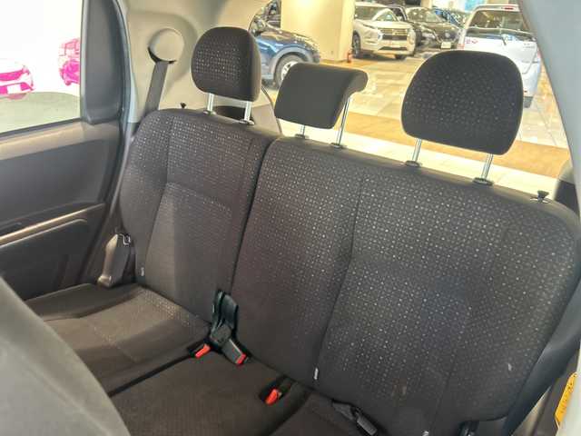 トヨタ スペイド F 埼玉県 2013(平25)年 10万km パール 社外ＳＤナビ　/　ＣＤ／ＤＶＤ／ＢＴ／フルセグＴＶ／ＳＤＭＳＶ　/バックカメラ　/片側パワースライドドア　/ハロゲンオートライト　/ステアリングリモコン　/ＥＴＣ　/ドアバイザー　/スマートキー　/禁煙車