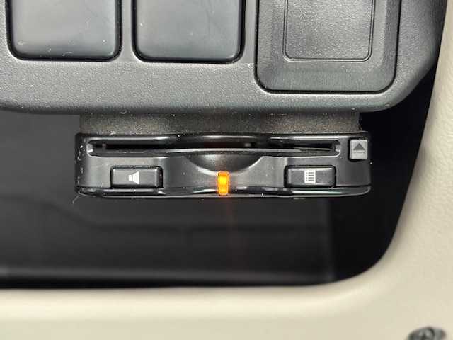 日産 デイズ J 愛知県 2016(平28)年 2.3万km アイスブルー /電動格納ミラー//ETC//ドアバイザー//前方ドラレコ//ワンセグTV//FM/AM//CD//USB//パナソニックナビ【CN-E２０５D】