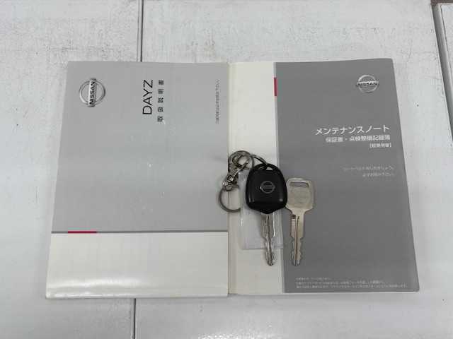 日産 デイズ J 愛知県 2016(平28)年 2.3万km アイスブルー /電動格納ミラー//ETC//ドアバイザー//前方ドラレコ//ワンセグTV//FM/AM//CD//USB//パナソニックナビ【CN-E２０５D】