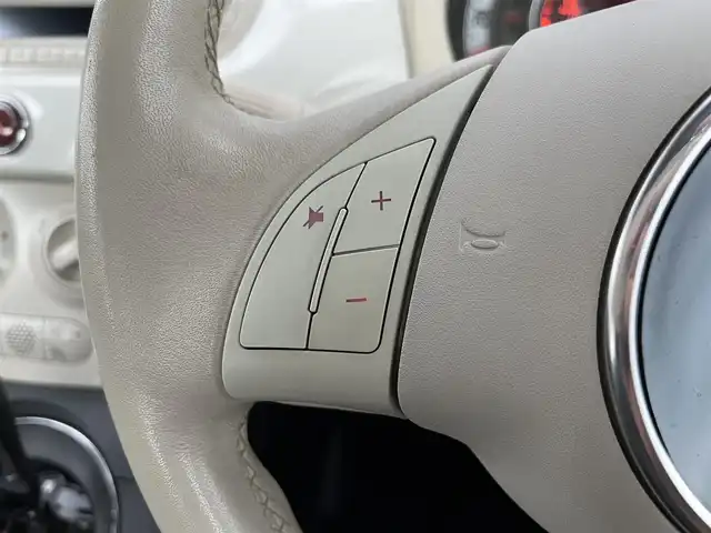 フィアット ５００Ｃ 1．2 ポップ 鳥取県 2015(平27)年 4.6万km 白 純正CDオーディオ/バックカメラ/横滑り防止装置/キーレスキー/MTモード付AT/キセノンヘットライト/フォグライト/ステアリングスイッチ/フロアマット/純正ホイールキャップ/スペアキー