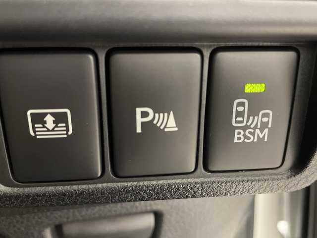 レクサス ＩＳ 300h バージョンL 神奈川県 2018(平30)年 6.9万km ソニッククォーツ ムーンルーフ/純正ナビゲーション/フルセグ　Bluetooth　CD DVDブルーレイ　USB　SD　AUX/バックカメラ/レクサスセーフティセンス/レーダークルーズコントロール/プリクラッシュセーフティ/レーンディパーチャーアラート/ロードサインアシスト/オートハイビーム/ブラインドスポットモニター/革シート/前席パワーシート/シートヒーター/ベンチレーション/運転席ポジションメモリー/革巻きステアリング/ステアリングスイッチ/パドルシフト/自動防眩ルームミラー/純正前後ドライブレコーダー/前後ソナー/ナノイー/純正ビルトインETC2.0/EV/SNOWモード/プッシュスタート/スマートキー/純正18インチアルミホイール/純正リアスポイラー/LEDヘッドランプ/オートライト/フロントフォグランプ/スペアキー2本【箱有】