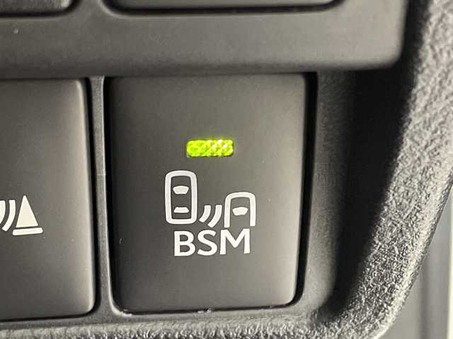 レクサス ＩＳ 300h バージョンL 神奈川県 2018(平30)年 6.9万km ソニッククォーツ ムーンルーフ/純正ナビゲーション/フルセグ　Bluetooth　CD DVDブルーレイ　USB　SD　AUX/バックカメラ/レクサスセーフティセンス/レーダークルーズコントロール/プリクラッシュセーフティ/レーンディパーチャーアラート/ロードサインアシスト/オートハイビーム/ブラインドスポットモニター/革シート/前席パワーシート/シートヒーター/ベンチレーション/運転席ポジションメモリー/革巻きステアリング/ステアリングスイッチ/パドルシフト/自動防眩ルームミラー/純正前後ドライブレコーダー/前後ソナー/ナノイー/純正ビルトインETC2.0/EV/SNOWモード/プッシュスタート/スマートキー/純正18インチアルミホイール/純正リアスポイラー/LEDヘッドランプ/オートライト/フロントフォグランプ/スペアキー2本【箱有】