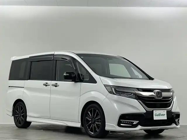 ホンダ ステップワゴン モデューロX ホンダセンシング 埼玉県 2020(令2)年 4.6万km プラチナホワイトパール 純正９型ナビ　Ｂカメラ　両側電動　ＥＴＣ　ドライブレコーダー　ＬＥＤヘッドライト アイドリングストップ ＭＴモード付 フルセグ ＢＴ フルフラット ウォークスルー 半革シート 純正フロアマット