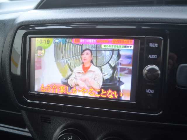 トヨタ ヴィッツ F 宮城県 2017(平29)年 4.2万km ルミナスイエロー /純正メモリーナビ/Bluetooth/フルセグテレビ/CD/DVD/バックカメラ/ビルトインETC/前後ドライブレコーダー/フォグランプ/キーレス/スペアキー/フロアマット/ドアバイザー/