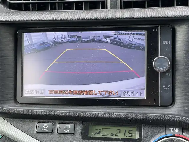 トヨタ アクア S 石川県 2012(平24)年 7.6万km 白 ワンオーナー/社外ＳＤナビ/フルセグＴＶ/ＣＤ/ＤＶＤ/バックカメラ/ETC/フロアマット/ドアバイザー/１６インチアルミ/スマートキー/オートライト