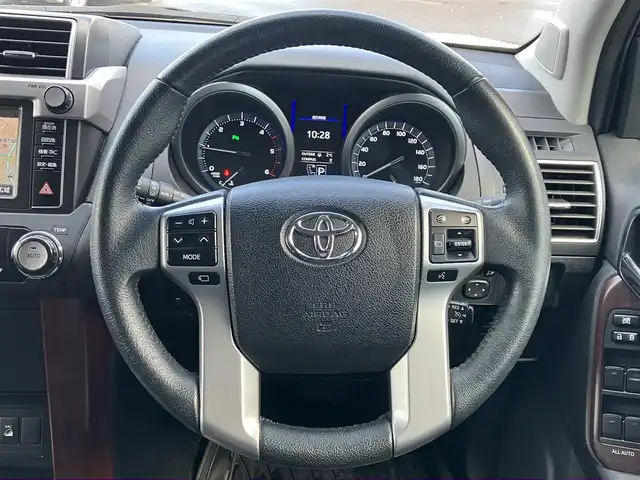 トヨタ ランドクルーザー プラド TX Lパッケージ 道南・函館 2016(平28)年 6.8万km ホワイトパールクリスタルシャイン /純正ナビ//フルセグTV//寒冷地仕様//バックカメラ//シートヒーター//ETC//パワーシート//コーナーセンサー//クルーズコントロール//オートライト//HIDヘッドライト//ステアリングスイッチ