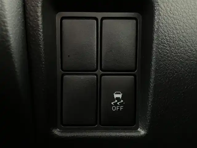 トヨタ ランドクルーザー プラド TX Lパッケージ 道南・函館 2016(平28)年 6.8万km ホワイトパールクリスタルシャイン /純正ナビ//フルセグTV//寒冷地仕様//バックカメラ//シートヒーター//ETC//パワーシート//コーナーセンサー//クルーズコントロール//オートライト//HIDヘッドライト//ステアリングスイッチ