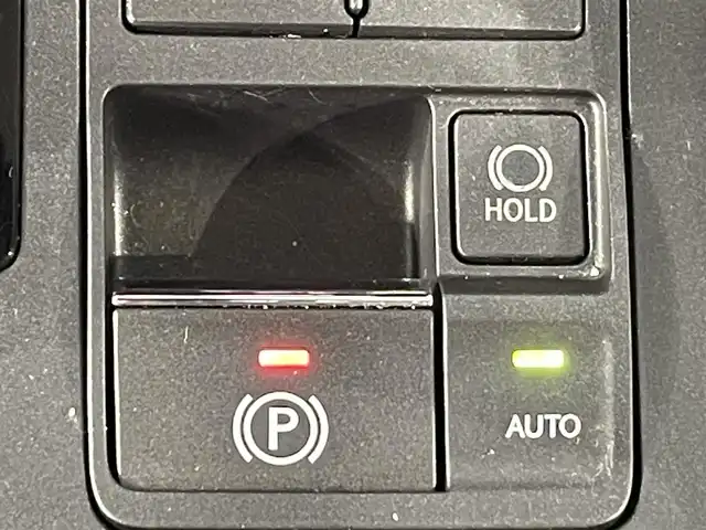 レクサス ＮＸ 300h Iパッケージ 愛知県 2018(平30)年 4万km ソニッククォーツ 純正10.3インチディスプレイ/衝突軽減ブレーキ/レーダークルーズコントロール/ビルトインETC2.0/シートヒーター/3眼LEDヘッドライト/バックカメラ/サイドビューカメラ/ドライブレコーダー/ブラインドスポットモニター/ステアリングヒーター/メモリ機能付きパワーシート/電動リアゲート/フルセグTV/Bluetooth/コーナーセンサー/レーンキープアシスト/オートハイビーム/プッシュスタート/USB接続/スマートキー/CD/DVD再生/ミュージックサーバー/ミュージックプレイヤー接続/純正フロアマット/純正アルミホイール/オートライト/L-texシート/禁煙車/パドルシフト/電動格納ミラー/フォグランプ/ステアリングリモコン/オートエアコン/電動パーキングブレーキ/オートブレーキホールド/横滑り防止装置