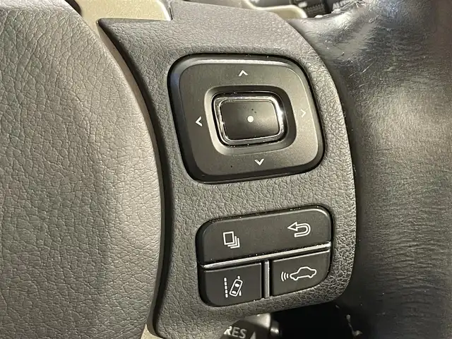 レクサス ＮＸ 300h Iパッケージ 愛知県 2018(平30)年 4万km ソニッククォーツ 純正10.3インチディスプレイ/衝突軽減ブレーキ/レーダークルーズコントロール/ビルトインETC2.0/シートヒーター/3眼LEDヘッドライト/バックカメラ/サイドビューカメラ/ドライブレコーダー/ブラインドスポットモニター/ステアリングヒーター/メモリ機能付きパワーシート/電動リアゲート/フルセグTV/Bluetooth/コーナーセンサー/レーンキープアシスト/オートハイビーム/プッシュスタート/USB接続/スマートキー/CD/DVD再生/ミュージックサーバー/ミュージックプレイヤー接続/純正フロアマット/純正アルミホイール/オートライト/L-texシート/禁煙車/パドルシフト/電動格納ミラー/フォグランプ/ステアリングリモコン/オートエアコン/電動パーキングブレーキ/オートブレーキホールド/横滑り防止装置