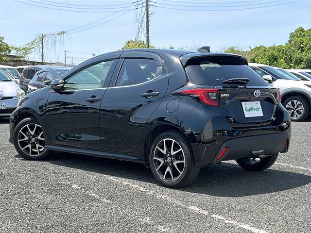 トヨタ ヤリス ハイブリッド Z 千葉県 2020(令2)年 4.1万km ブラック ８インチナビ　バックカメラ　クルコン　ＥＴＣ　レーンアシスト　シートヒーター　ドラレコ BT セーフティセンス 純正16AW　ＬＥＤライト　オートライト　オートマチックハイビーム スマートキー