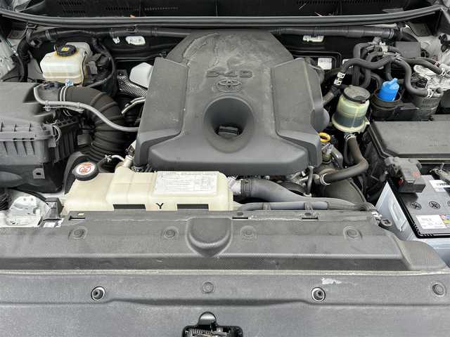 トヨタ ランドクルーザー プラド TX Lパッケージ 滋賀県 2018(平30)年 5万km ホワイトパールクリスタルシャイン ディーゼル/4WD(F4)/6速AT/純正ナビ【B9129】/（フルセグ/AM/FM/CD/DVD/Bluetooth/USB/SD）/プリクラッシュブレーキアシスト	/ブレーキアシスト	/ヒルスタート（坂道発進）アシスト	/ブラインドスポットモニター/レーンキープアシスト	/バックカメラ前/後/360°カメラ（フロント/サイド/バック）/ETC/レーダークルーズ/オートハイビーム/フロント・リアエアロ/ヘッドライトウォッシャー/前後コーナーセンサー/センターデフフロック/シートヒーターD/N席/ベンチレーションD/N席/MTモード付AT/D/N席パワーシート/電動格納サードシート/19インチ純正AW/ウッドコンビステアリング/テレビキャンセラー/横滑り防止/純正エンジンスターター/USBポート/純正マット/プッシュスタート/ウィンカーミラー/電動格納ミラー