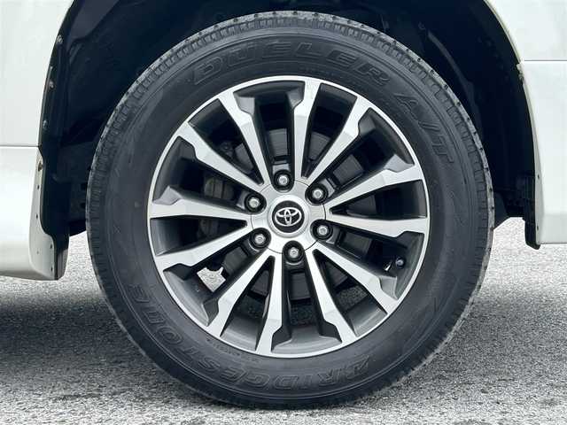 トヨタ ランドクルーザー プラド TX Lパッケージ 滋賀県 2018(平30)年 5万km ホワイトパールクリスタルシャイン ディーゼル/4WD(F4)/6速AT/純正ナビ【B9129】/（フルセグ/AM/FM/CD/DVD/Bluetooth/USB/SD）/プリクラッシュブレーキアシスト	/ブレーキアシスト	/ヒルスタート（坂道発進）アシスト	/ブラインドスポットモニター/レーンキープアシスト	/バックカメラ前/後/360°カメラ（フロント/サイド/バック）/ETC/レーダークルーズ/オートハイビーム/フロント・リアエアロ/ヘッドライトウォッシャー/前後コーナーセンサー/センターデフフロック/シートヒーターD/N席/ベンチレーションD/N席/MTモード付AT/D/N席パワーシート/電動格納サードシート/19インチ純正AW/ウッドコンビステアリング/テレビキャンセラー/横滑り防止/純正エンジンスターター/USBポート/純正マット/プッシュスタート/ウィンカーミラー/電動格納ミラー