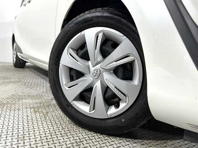 トヨタ シエンタ G 大阪府 2019(令1)年 4.3万km ホワイトパールクリスタルシャイン 純正SDナビ/フルセグTV/DVD/CD/AM/FM/Bluetooth接続/バックカメラ/ビルトインETC/両側パワースライドドア/衝突軽減/オートハイビーム/レーンキープ/アイドリングストップ/プッシュスタート/スマートキー/USB充電ポート/ステアリングスイッチ/オートリトラクタブルミラー