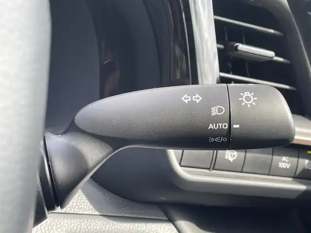 トヨタ クラウン スポーツ Z 和歌山県 2023(令5)年 2.2万km プレシャスホワイトパール 純正12.3インチナビ/フルセグTV/(AM/FM/USB/Bluetooth)/全方位カメラ/モデリスタアロ/衝突軽減ブレーキ/横滑り防止機能/レーンキープアシスト/コーナーセンサー/ブラインドスポットモニター/ヘッドアップディスプレイ/レーダークルコン/アイドリングストップ/シートヒーター/エアーベンチレーション/パワーバックドア/純正マット/純正AW