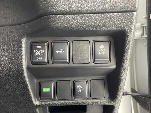 日産 エクストレイル ハイブリッド 20X 熊本県 2018(平30)年 4.8万km ブリリアントシルバー 禁煙車/４WD/衝突被害軽減ブレーキ/レーンキープアシスト/純正ナビ/AM/FM/CD/DVD/フルセグTV/Bluetooth/AUX/バックカメラ/全方位カメラ/ハーフレザーシート/スマートルームミラー/パワーバックドア/ダウンヒルアシストコントロール/ETC/フォグランプ/LEDヘッドライト/純正17インチアルミホイール/純正フロアマット/ステアリングリモコン/スマートキー/ABS/横滑り防止装置