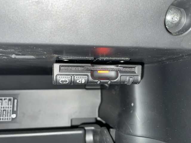 日産 エクストレイル ハイブリッド 20X 熊本県 2018(平30)年 4.8万km ブリリアントシルバー 禁煙車/４WD/衝突被害軽減ブレーキ/レーンキープアシスト/純正ナビ/AM/FM/CD/DVD/フルセグTV/Bluetooth/AUX/バックカメラ/全方位カメラ/ハーフレザーシート/スマートルームミラー/パワーバックドア/ダウンヒルアシストコントロール/ETC/フォグランプ/LEDヘッドライト/純正17インチアルミホイール/純正フロアマット/ステアリングリモコン/スマートキー/ABS/横滑り防止装置