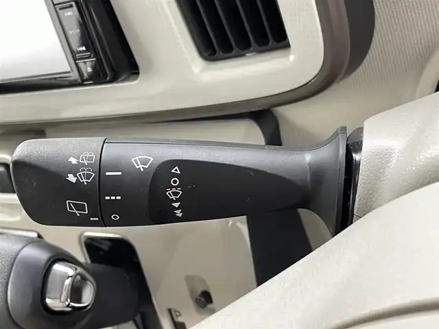 ダイハツ ムーヴ キャンバス X メイクアップ リミテッド SAⅢ 熊本県 2018(平30)年 2.8万km パールホワイトⅢ/ナチュラルベージュマイカメタリック 2トーン 禁煙車　/純正ナビNMZK-W69D2（ＣＤ・ＤＶＤ・フルセグ・ＢＴ・ＳＤ・ＵＳＢ）/全周囲カメラ　/ＥＴＣ　/両側パワースライドドア　/衝突軽減ブレーキ　/横滑り防止　/アイドリングストップ/純正フロアマット　/オートライト/フォグライト/スマートキー/プッシュスタート/保証書/取扱説明書