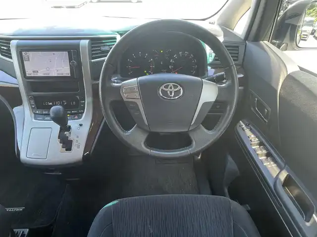 トヨタ ヴェルファイア 2．4Z 栃木県 2012(平24)年 11万km ホワイトパールクリスタルシャイン (株)IDOMが運営する【じしゃロン宇都宮店】の自社ローン専用車両になります。こちらは現金またはオートローンご利用時の価格です。自社ローンご希望の方は別途その旨お申付け下さい/純正ナビ/バックカメラ/フルセグ/ＥＴC/片側パワースライドドア/スマートキー/スペアキー/ＨＩＤヘッドライト/フォグライト/ＴＲＤアルミホイール/プッシュボタンスタート
