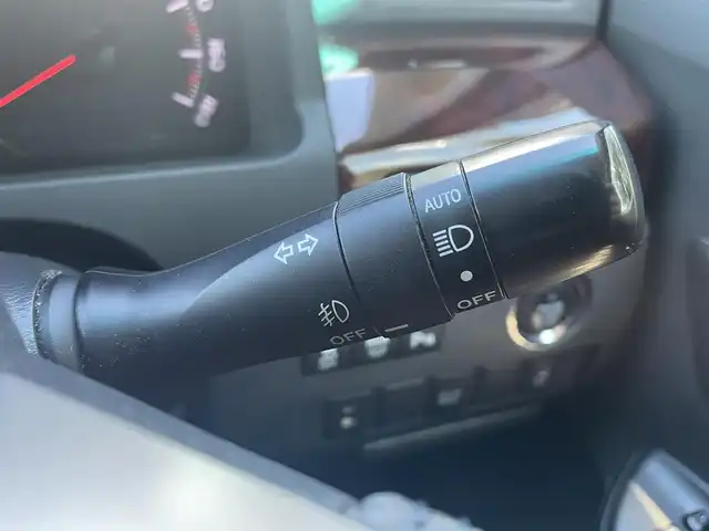 トヨタ ヴェルファイア 2．4Z 栃木県 2012(平24)年 11万km ホワイトパールクリスタルシャイン (株)IDOMが運営する【じしゃロン宇都宮店】の自社ローン専用車両になります。こちらは現金またはオートローンご利用時の価格です。自社ローンご希望の方は別途その旨お申付け下さい/純正ナビ/バックカメラ/フルセグ/ＥＴC/片側パワースライドドア/スマートキー/スペアキー/ＨＩＤヘッドライト/フォグライト/ＴＲＤアルミホイール/プッシュボタンスタート