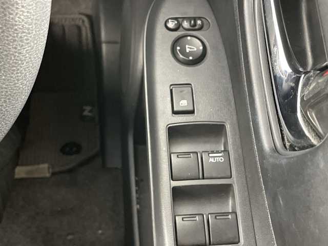 ホンダ Ｎ ＯＮＥ G SSパッケージ 愛知県 2014(平26)年 8.3万km プレミアムホワイトパールⅡ 禁煙車/純正7インチナビ/（CD/DVD/Bluetooth/ワンセグTV/SD)/バックカメラ/シティブレーキアクティブシステム/前後ドライブレコーダー/アイドリングストップ/スマートキー/スペアキー1本/プッシュスタート/ベンチシート/チップアップシート/LEDヘッドライト/オートライト/純正フロアマット/横滑り防止装置/ステアリングスイッチ/電動格納ミラー/オートエアコン