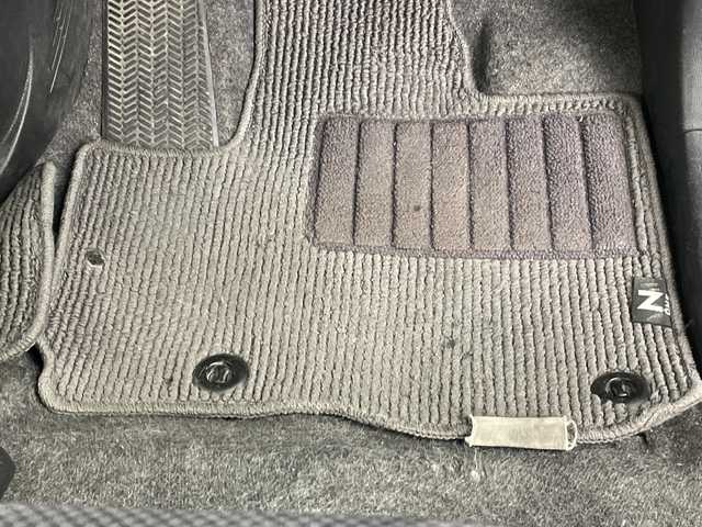 ホンダ Ｎ ＯＮＥ G SSパッケージ 愛知県 2014(平26)年 8.3万km プレミアムホワイトパールⅡ 禁煙車/純正7インチナビ/（CD/DVD/Bluetooth/ワンセグTV/SD)/バックカメラ/シティブレーキアクティブシステム/前後ドライブレコーダー/アイドリングストップ/スマートキー/スペアキー1本/プッシュスタート/ベンチシート/チップアップシート/LEDヘッドライト/オートライト/純正フロアマット/横滑り防止装置/ステアリングスイッチ/電動格納ミラー/オートエアコン