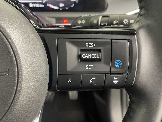 日産 オーラ 埼玉県 2022(令4)年 3.1万km 黒 BOSEサウンド/純正ナビ/（AM/FM/BT/HDMI/AppleCarPlay/AndroidAuto）/全方位カメラ/ドライブレコーダー/ビルトインETC2.0/ワイヤレス充電器/プロパイロット/衝突軽減ブレーキ/ブラインドスポットモニター/デジタルインナーミラー/オートブレーキホールド/クリアランスソナー/レザーシート/フルセグテレビ/オートLEDライト/プッシュスタート/　　