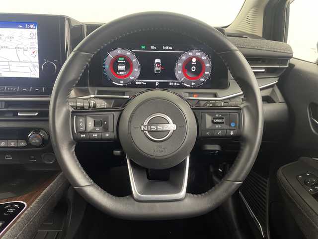 日産 オーラ 埼玉県 2022(令4)年 3.1万km 黒 BOSEサウンド/純正ナビ/（AM/FM/BT/HDMI/AppleCarPlay/AndroidAuto）/全方位カメラ/ドライブレコーダー/ビルトインETC2.0/ワイヤレス充電器/プロパイロット/衝突軽減ブレーキ/ブラインドスポットモニター/デジタルインナーミラー/オートブレーキホールド/クリアランスソナー/レザーシート/フルセグテレビ/オートLEDライト/プッシュスタート/　　