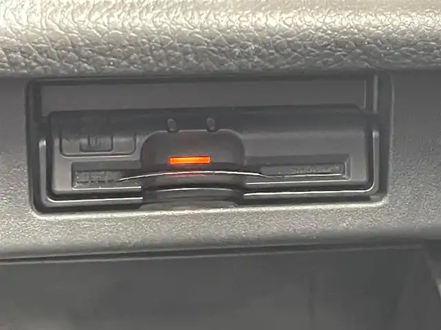 日産 エルグランド 250ハイウェイスター 兵庫県 2012(平24)年 7.3万km ファントムブラック ワンオーナー/保証書/取扱説明書/純正ディーラSDナビ/Bluetooth/バックカメラ/フルセグ/DVD/CD再生可能/純正アルミホイール/純正フロアマット/フリップダウンモニター/スマートキー×２/ETC/片側パワースライド/ハーフレザー/ドアバイザー/電動格納ミラー
