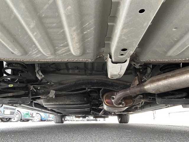 トヨタ ノア ハイブリッド Si ダブルバイビーⅢ 千葉県 2021(令3)年 1.9万km ホワイトパールクリスタルシャイン ワンオーナー/レーンキープアシスト/衝突被害低減ブレーキ/オートハイビーム/前後コーナーセンサー/前後ドラレコ/バックカメラ/純正ナビ/　・フルセグTV/ＣＤ/ＤＶＤ/ＳＤ/フリップダウンモニター/ビルトインETC2.0/ハーフレザー/　・シートヒーター/取説/保証書/スペアキー/R4.5.6記録簿