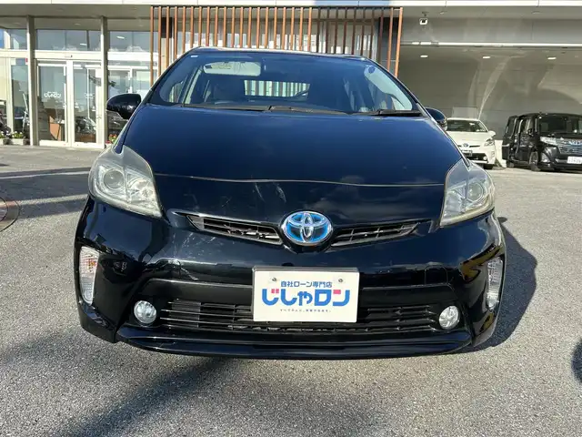 トヨタ プリウス S 沖縄県 2014(平26)年 7.3万km ブラック (株)IDOMが運営する【じしゃロンOO店】の自社ローン専用車両になりますこちらは現金またはオートローンご利用時の価格です。自社ローンご希望の方は別途その旨お申付け下さい/・プッシュスタート　/・ナビ　/・ＴＶ　/・Ｂｌｕｅｔｏｏｔｈ接続　/・ＥＴＣ　/・バックカメラ　/・ＵＳＢ入力端子　/・アイドリングストップ　/・カーテンエアバック　/・ABS　/・スマートキー　/・パワーステアリング