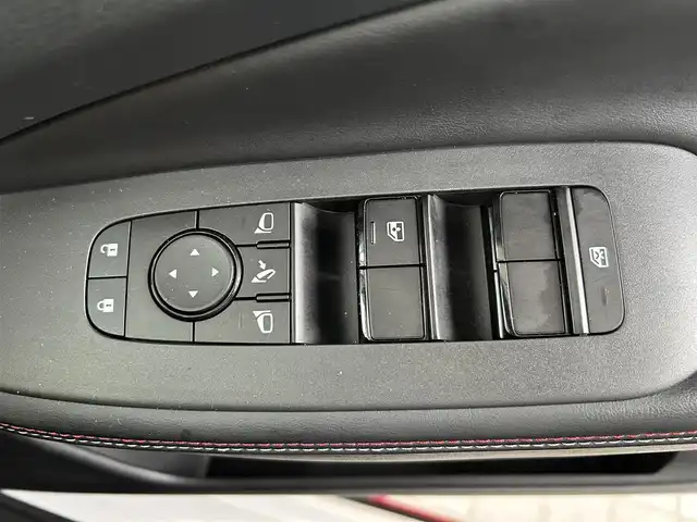 日産 オーラ ニスモ 長崎県 2023(令5)年 5.5万km ピュアホワイトパール ワンオーナー/純正HDDナビ(FM/AM/USB/BT/フルセグ)/プッシュスタート/スマートキー/ステアリングスイッチ/ビルトインETC2.0/ワイヤレス充電/純正フロアマット/純正17インチアルミホイール/ドアバイザー/プロパイロット/ハンドル支援/レーダークルーズコントロール/車線逸脱警報/ふらつき抑制/踏み間違い衝突防止/前後コーナーセンサー/オートライト/オートマチックハイビーム/LEDヘッドライト/イモビライザーシステム/SRSダブル・サイドエアバッグ/SRSカーテンエアバッグ/ISOFIX/スペアキー/車両取説/ナビ取説/保証書