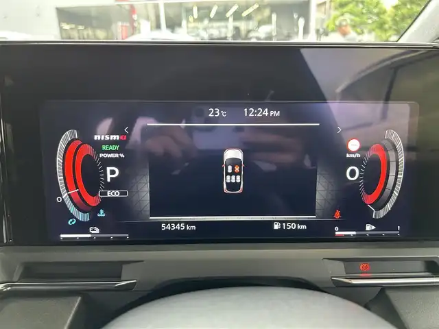 日産 オーラ ニスモ 長崎県 2023(令5)年 5.5万km ピュアホワイトパール ワンオーナー/純正HDDナビ(FM/AM/USB/BT/フルセグ)/プッシュスタート/スマートキー/ステアリングスイッチ/ビルトインETC2.0/ワイヤレス充電/純正フロアマット/純正17インチアルミホイール/ドアバイザー/プロパイロット/ハンドル支援/レーダークルーズコントロール/車線逸脱警報/ふらつき抑制/踏み間違い衝突防止/前後コーナーセンサー/オートライト/オートマチックハイビーム/LEDヘッドライト/イモビライザーシステム/SRSダブル・サイドエアバッグ/SRSカーテンエアバッグ/ISOFIX/スペアキー/車両取説/ナビ取説/保証書