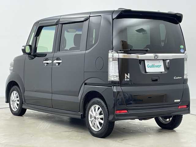 ホンダ Ｎ ＢＯＸ カスタム G ターボSSパッケージ 道央・札幌 2014(平26)年 7.8万km スマートブラック ・4WD/・純正ナビ/・BT&CD&DVD&SD&USB&フルセグTV/・バックカメラ/・両側パワースライドドア/・クルーズコントロール/・シティブレーキアクティブシステム/・パドルシフト/・前席シートヒーター/・ECON/・オートライト/・プッシュスタート/・スマートキー/・電動格納ミラー/・積込サマータイヤ純正AW付