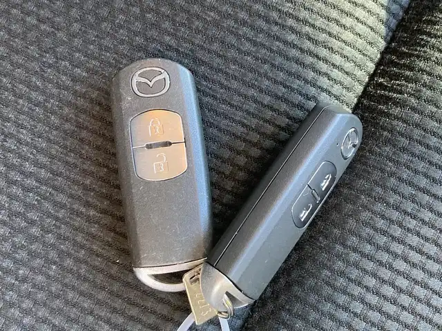 マツダ ＣＸ－５ XD プロアクティブ 静岡県 2016(平28)年 7.8万km ジェットブラックマイカ (株)IDOMが運営する【じしゃロン焼津店】の自社ローン対象車両になります。こちらは現金ご利用時の価格です。/自社ローンご希望の方は別途その旨お申付け下さい。　/純正ＳＤナビ/（フルセグＴＶ/Ｂｌｕｅｔｏｏｔｈ接続/ＣＤ/ＤＶＤ/ミュージックサーバー）/衝突軽減ブレーキ/レーダークルーズ/レーンキープアシスト/バック／サイドカメラ/ＥＴＣ/ＬＥＤヘッドライト/オートライト/プッシュスタート＆スマートキー