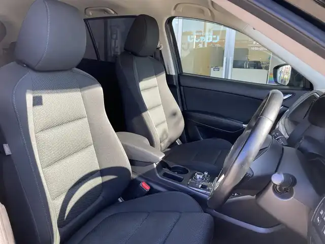 マツダ ＣＸ－５ XD プロアクティブ 静岡県 2016(平28)年 7.8万km ジェットブラックマイカ (株)IDOMが運営する【じしゃロン焼津店】の自社ローン対象車両になります。こちらは現金ご利用時の価格です。/自社ローンご希望の方は別途その旨お申付け下さい。　/純正ＳＤナビ/（フルセグＴＶ/Ｂｌｕｅｔｏｏｔｈ接続/ＣＤ/ＤＶＤ/ミュージックサーバー）/衝突軽減ブレーキ/レーダークルーズ/レーンキープアシスト/バック／サイドカメラ/ＥＴＣ/ＬＥＤヘッドライト/オートライト/プッシュスタート＆スマートキー