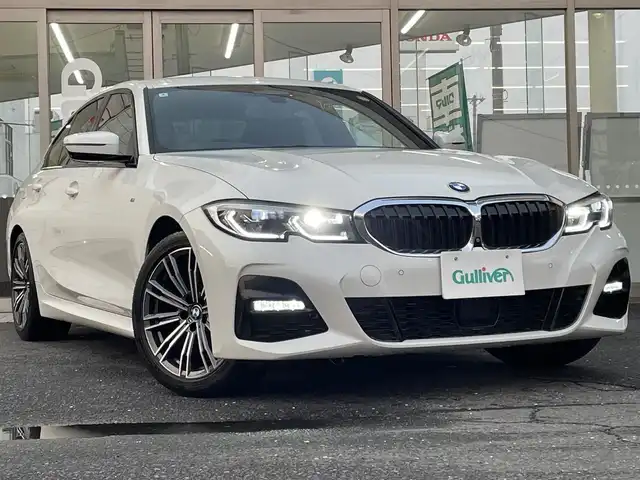 ＢＭＷ ３２０ｄ xDrive Mスポーツ 青森県 2020(令2)年 5.3万km アルピンホワイトⅢ ワンオーナー/イノベーションパッケージ/・BMWレーザー・ライト/・LEDフロント・ターン・インジケータ/・BMWセレクティブ・ビーム/・LEDコーナリング・ライト/・ハイビーム・アシスタント/・光軸自動調整機構付/・BMWヘッドアップ・ディスプレイ/・BMWジェスチャー・コントロール/コンフォートパッケージ/・オートマチック・トランク・リッド・オペレーション（オープン／クローズ）/・ストレージ・パッケージ（Type-C対応USBソケット、シートバック収納、トランク・ルーム内の収納ネット、荷物用フック）/・HiFiスピーカー・システム（205W、10スピーカー）/記録簿R4・R5・R6・R7有り/置くだけ充電/純正18AW/社外17AW冬タイヤ/前後コーナーセンサー/全方位・バックカメラ/フルセグTV/ヘッドアップディスプレイ/アダプティブレーダーライト/BSM/オプション前ドラレコ/D席＋N席パワーシート/シートヒーター/電動リアゲート/レーダークルーズコントロール