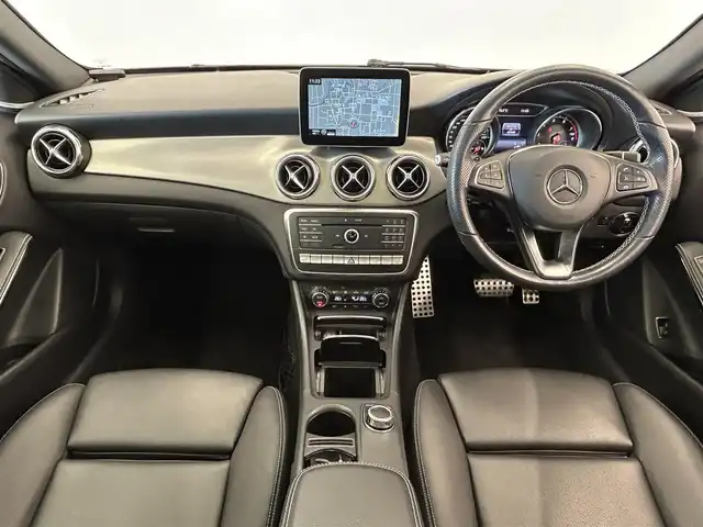 メルセデス・ベンツ ＧＬＡ２２０ 4マチック 岡山県 2019(令1)年 4.7万km 白 純正ナビ/Bカメラ/フルセグTV/PRG/ハーマンカードン/Pシフト/レーダーセーフティーパッケージ/ESP/ACC/アクティブブレーキアシスト/アテンションA/BSM/アクティブブレーキングA/ディストロ＋/プレミアムパッケージ/黒革シート/シートH/PWシート/LED/Aライト