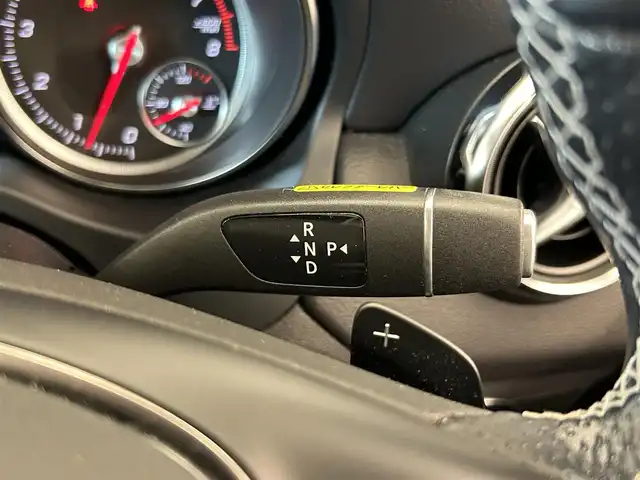 メルセデス・ベンツ ＧＬＡ２２０ 4マチック 岡山県 2019(令1)年 4.7万km 白 純正ナビ/Bカメラ/フルセグTV/PRG/ハーマンカードン/Pシフト/レーダーセーフティーパッケージ/ESP/ACC/アクティブブレーキアシスト/アテンションA/BSM/アクティブブレーキングA/ディストロ＋/プレミアムパッケージ/黒革シート/シートH/PWシート/LED/Aライト