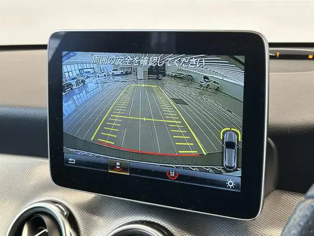 メルセデス・ベンツ ＧＬＡ２２０ 4マチック 岡山県 2019(令1)年 4.7万km 白 純正ナビ/Bカメラ/フルセグTV/PRG/ハーマンカードン/Pシフト/レーダーセーフティーパッケージ/ESP/ACC/アクティブブレーキアシスト/アテンションA/BSM/アクティブブレーキングA/ディストロ＋/プレミアムパッケージ/黒革シート/シートH/PWシート/LED/Aライト