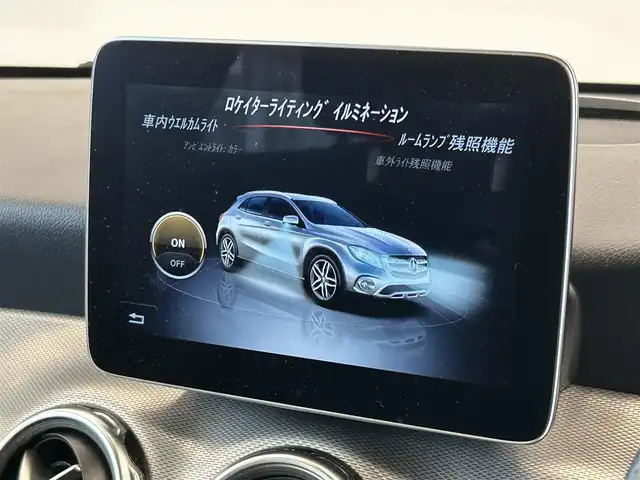メルセデス・ベンツ ＧＬＡ２２０ 4マチック 岡山県 2019(令1)年 4.7万km 白 純正ナビ/Bカメラ/フルセグTV/PRG/ハーマンカードン/Pシフト/レーダーセーフティーパッケージ/ESP/ACC/アクティブブレーキアシスト/アテンションA/BSM/アクティブブレーキングA/ディストロ＋/プレミアムパッケージ/黒革シート/シートH/PWシート/LED/Aライト