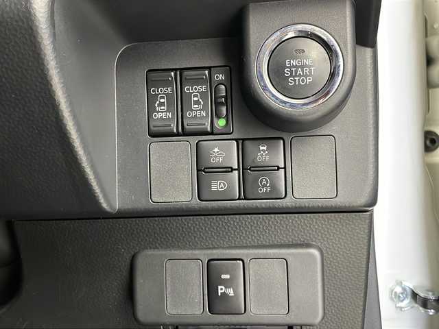 トヨタ ルーミー カスタムG－T 栃木県 2019(令1)年 5.7万km パールホワイトⅢ 純正9インチナビ/ 【AM/FM/CD/DVD/SD/BT/フルセグTV】/バックカメラ/モデリスタエアロ/プリクラッシュセーフティ/クリアランスソナー/クルーズコントロール/両側パワースライドドア/ドライブレコーダー 前後/LEDヘッドライト/オートハイビーム/アイドリングストップ/横滑り防止装置/純正ドアバイザー/純正フロアマット/ステアリングスイッチ/ETC/スペアキー１本