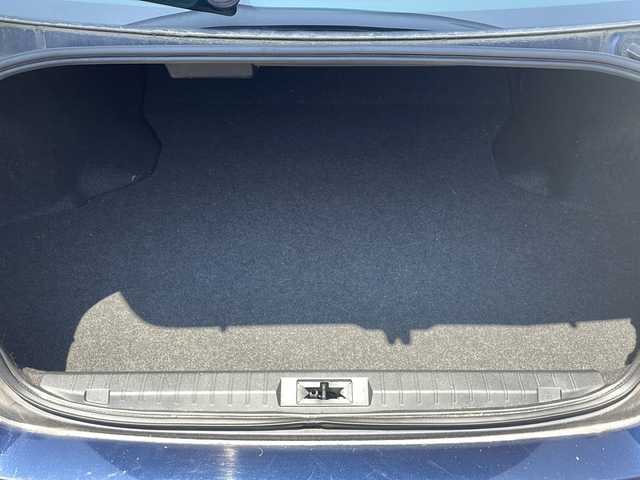 スバル レガシィ Ｂ４ ベース 福岡県 2016(平28)年 10.4万km ダークブルーパール ワンオーナー/純正ナビ（Blouetooth）/フルセグTV（DVD・CD再生機能あり）/プレミアムサウンド（haman kardon)/ドライブレコーダー（前方のみ）/USB入力端子/ビルトインETC/MTモード付AT車/パワーウィンドウ/クルーズコントロール（追従あり）/電動リアゲート/純正フロアマット/純正アルミホイール/横滑り防止装置/レーンキープアシスト/盗難防止装置/ダウンヒルアシストコントロール/衝突被害軽減システム/パワーステアリング/ABS/エアバッグ（運転席・助手席・サイド）/プッシュスタート/スマートキー/スペアキー/保証書/取扱説明書