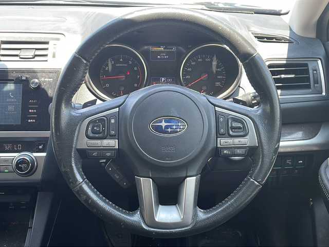 スバル レガシィ Ｂ４ ベース 福岡県 2016(平28)年 10.4万km ダークブルーパール ワンオーナー/純正ナビ（Blouetooth）/フルセグTV（DVD・CD再生機能あり）/プレミアムサウンド（haman kardon)/ドライブレコーダー（前方のみ）/USB入力端子/ビルトインETC/MTモード付AT車/パワーウィンドウ/クルーズコントロール（追従あり）/電動リアゲート/純正フロアマット/純正アルミホイール/横滑り防止装置/レーンキープアシスト/盗難防止装置/ダウンヒルアシストコントロール/衝突被害軽減システム/パワーステアリング/ABS/エアバッグ（運転席・助手席・サイド）/プッシュスタート/スマートキー/スペアキー/保証書/取扱説明書