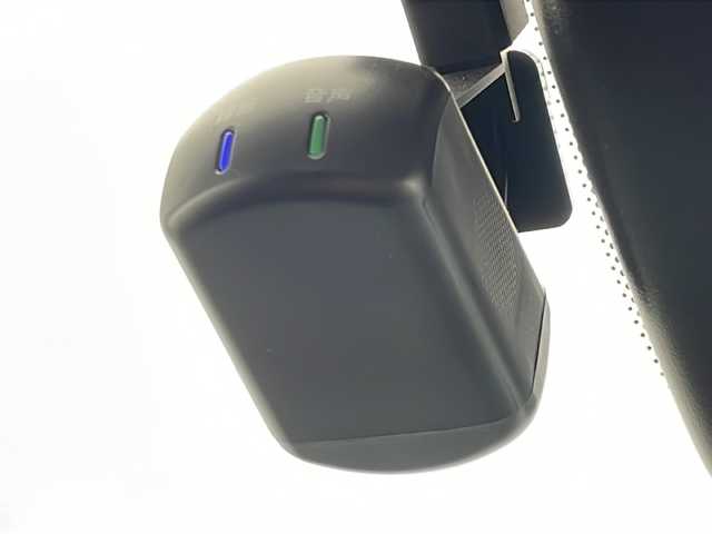 日産 ノート X 千葉県 2023(令5)年 1.1万km ピュアホワイトパール 車線逸脱警報/衝突軽減ブレーキ/クリアランスソナー/標識認識機能/純正メモリナビ（MM223D-L)/　Bluetooth/フルセグTV/バックカメラ/社外ETC/純正ドライブレコーダー前方/電動パーキング/オートホールド/レザー調シートカバー/社外フロアマット/ドアバイザー/アイドリングストップ