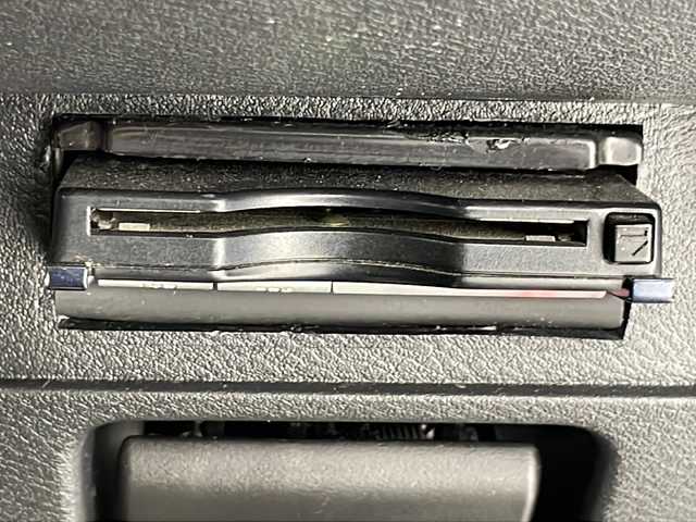 日産 ノート X 千葉県 2023(令5)年 1.1万km ピュアホワイトパール 車線逸脱警報/衝突軽減ブレーキ/クリアランスソナー/標識認識機能/純正メモリナビ（MM223D-L)/　Bluetooth/フルセグTV/バックカメラ/社外ETC/純正ドライブレコーダー前方/電動パーキング/オートホールド/レザー調シートカバー/社外フロアマット/ドアバイザー/アイドリングストップ