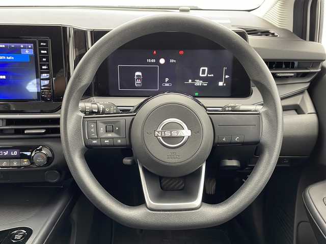 日産 ノート X 千葉県 2023(令5)年 1.1万km ピュアホワイトパール 車線逸脱警報/衝突軽減ブレーキ/クリアランスソナー/標識認識機能/純正メモリナビ（MM223D-L)/　Bluetooth/フルセグTV/バックカメラ/社外ETC/純正ドライブレコーダー前方/電動パーキング/オートホールド/レザー調シートカバー/社外フロアマット/ドアバイザー/アイドリングストップ