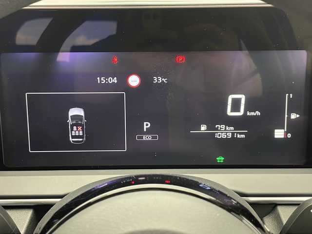 日産 ノート X 千葉県 2023(令5)年 1.1万km ピュアホワイトパール 車線逸脱警報/衝突軽減ブレーキ/クリアランスソナー/標識認識機能/純正メモリナビ（MM223D-L)/　Bluetooth/フルセグTV/バックカメラ/社外ETC/純正ドライブレコーダー前方/電動パーキング/オートホールド/レザー調シートカバー/社外フロアマット/ドアバイザー/アイドリングストップ