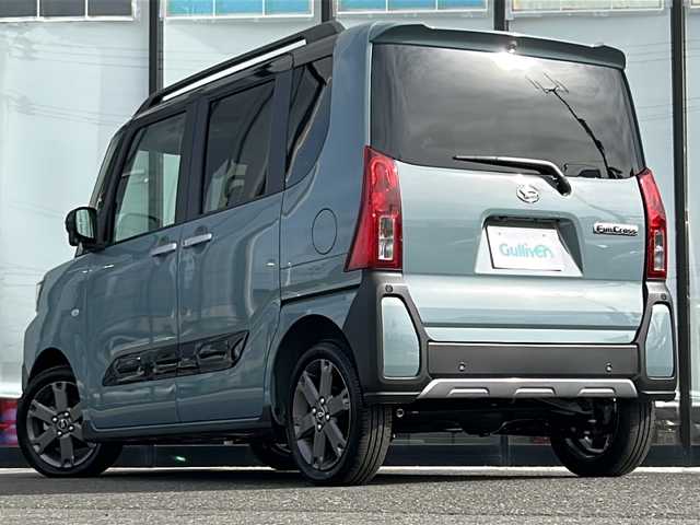 ダイハツ タント ファンクロスターボ 山形県 2025(令7)年 0.1万km ブラックマイカメタリック/レイクブルーメタリック 4WD/スマートアシスト/レーンキープアシスト/横滑り防止装置/前後コーナーセンサー/両側パワースライドドア/純正ディスプレイオーディオ/（Bluetooth/AppleCarPlay/AndoidAuto/フルセグ)/全方位カメラ/LEDオートライト/オートマチックハイビーム/フォグランプ/DN席シートヒーター/ステアリングスイッチ/電動パーキングブレーキ/オートブレーキホールド/電動格納ミラー/スマートキー