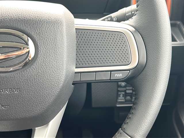 ダイハツ タント ファンクロスターボ 山形県 2025(令7)年 0.1万km ブラックマイカメタリック/レイクブルーメタリック 4WD/スマートアシスト/レーンキープアシスト/横滑り防止装置/前後コーナーセンサー/両側パワースライドドア/純正ディスプレイオーディオ/（Bluetooth/AppleCarPlay/AndoidAuto/フルセグ)/全方位カメラ/LEDオートライト/オートマチックハイビーム/フォグランプ/DN席シートヒーター/ステアリングスイッチ/電動パーキングブレーキ/オートブレーキホールド/電動格納ミラー/スマートキー