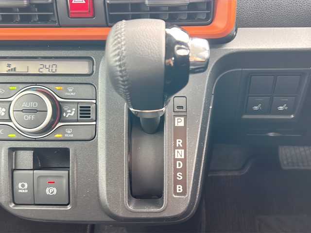 ダイハツ タント ファンクロスターボ 山形県 2025(令7)年 0.1万km ブラックマイカメタリック/レイクブルーメタリック 4WD/スマートアシスト/レーンキープアシスト/横滑り防止装置/前後コーナーセンサー/両側パワースライドドア/純正ディスプレイオーディオ/（Bluetooth/AppleCarPlay/AndoidAuto/フルセグ)/全方位カメラ/LEDオートライト/オートマチックハイビーム/フォグランプ/DN席シートヒーター/ステアリングスイッチ/電動パーキングブレーキ/オートブレーキホールド/電動格納ミラー/スマートキー